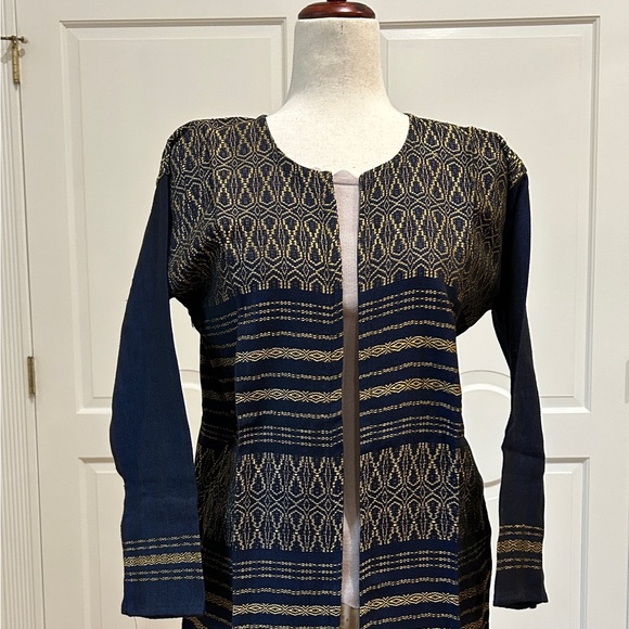 Hand loom vintage long blazer made in Oaxaca mex. - Picture 3 of 9